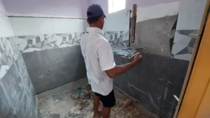 Upah Pasang Mozek