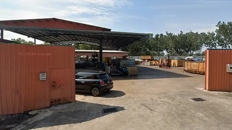 Kedai Besi Buruk Krubong